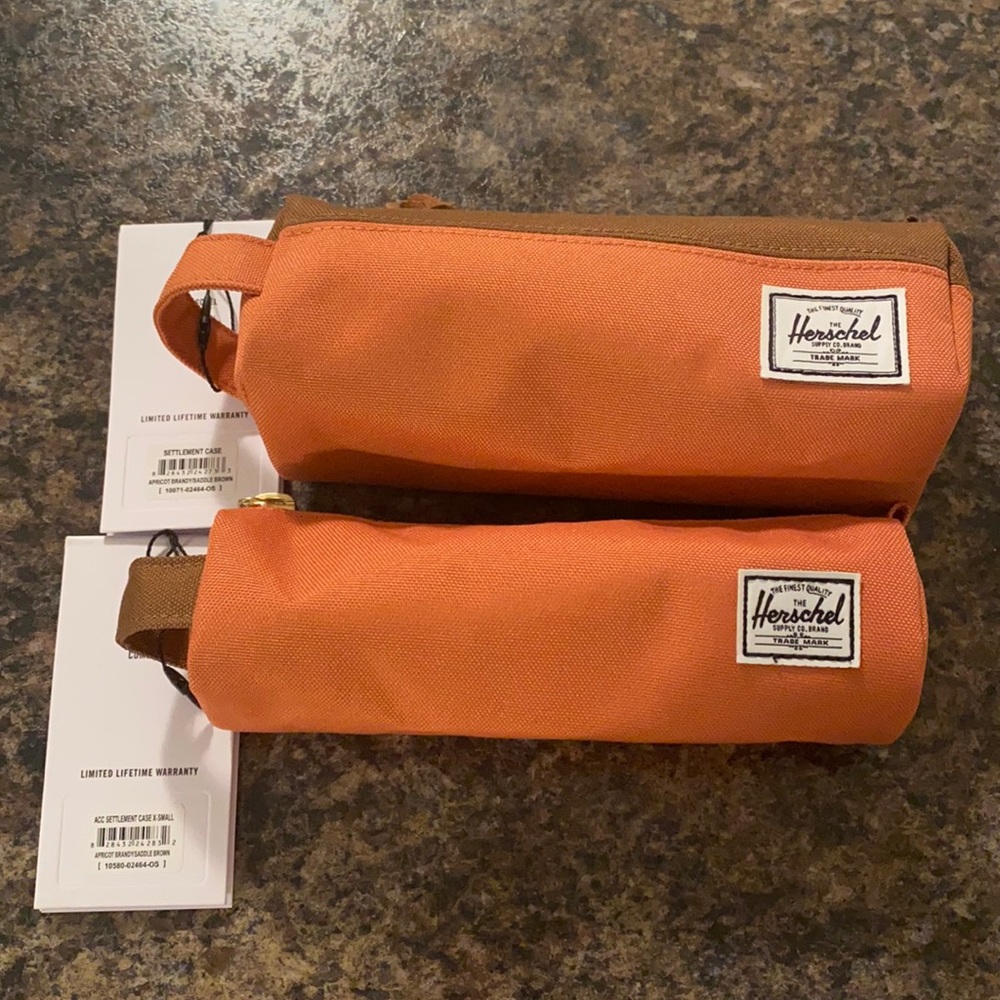 Herschel Supply Company Pouches